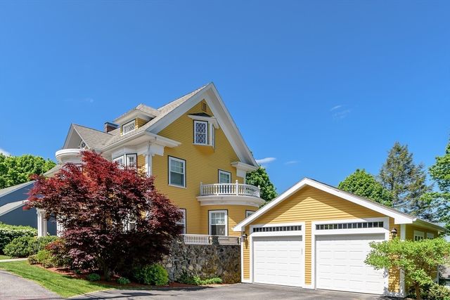 57 Waban Hill Rd N, Newton, MA 02467
