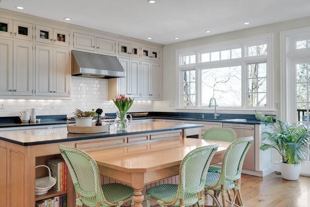 57 Waban Hill Rd N, Newton, MA 02467