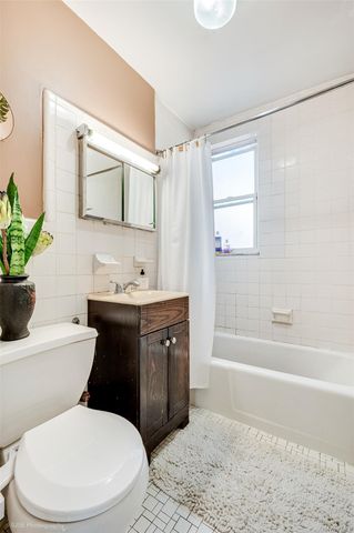 3955 44th Street, Sunnyside, NY 11104