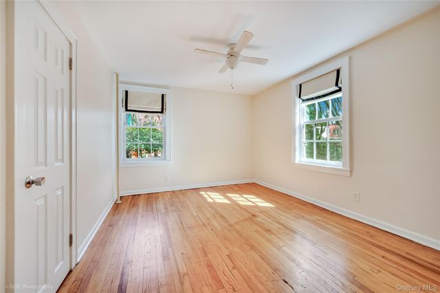 3955 44th Street, Sunnyside, NY 11104