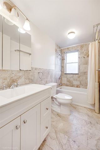 3955 44th Street, Sunnyside, NY 11104