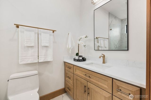 1207 145th Avenue SE, Bellevue, WA 98007