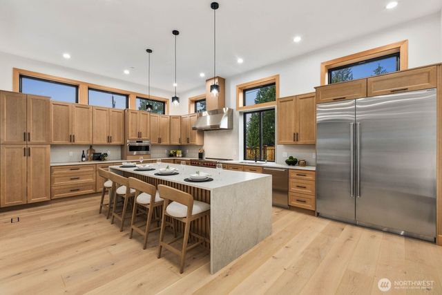 1207 145th Avenue SE, Bellevue, WA 98007