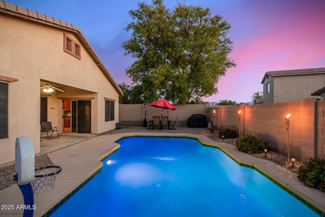 8008 S 53RD Lane, Laveen, AZ 85339