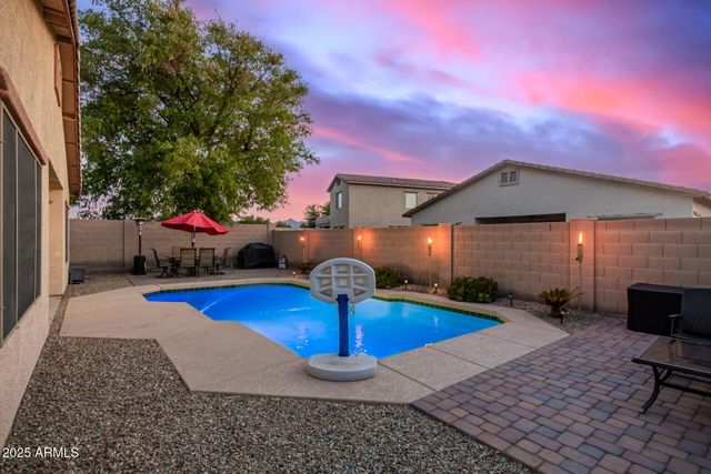 8008 S 53RD Lane, Laveen, AZ 85339