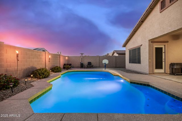 8008 S 53RD Lane, Laveen, AZ 85339