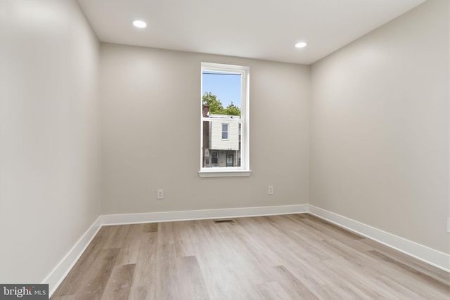 6427 N WOODSTOCK ST, Philadelphia, PA 19138