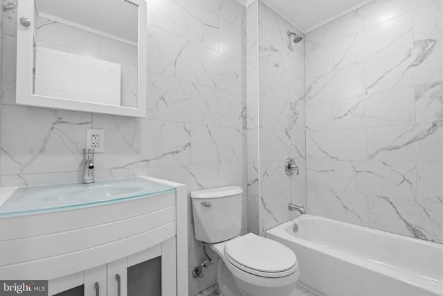 6427 N WOODSTOCK ST, Philadelphia, PA 19138