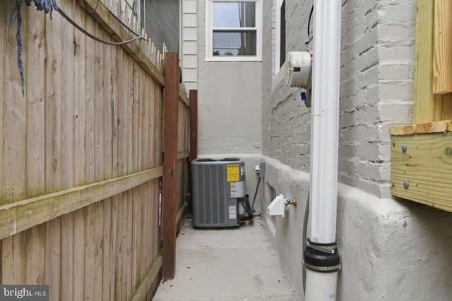 6427 N WOODSTOCK ST, Philadelphia, PA 19138