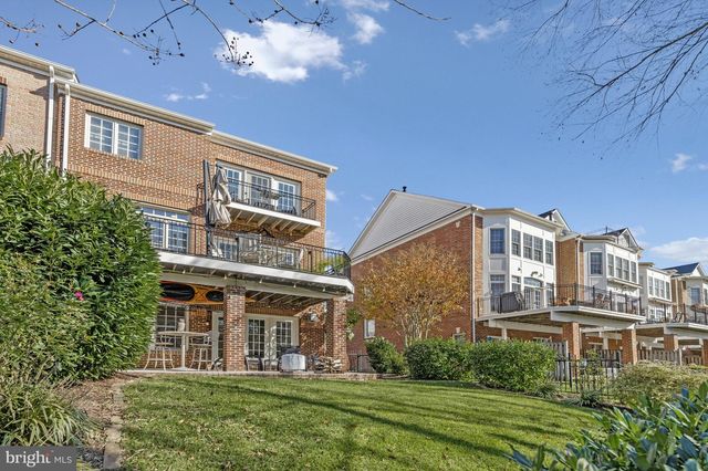 18527 BEAR CREEK TER, Leesburg, VA 20176