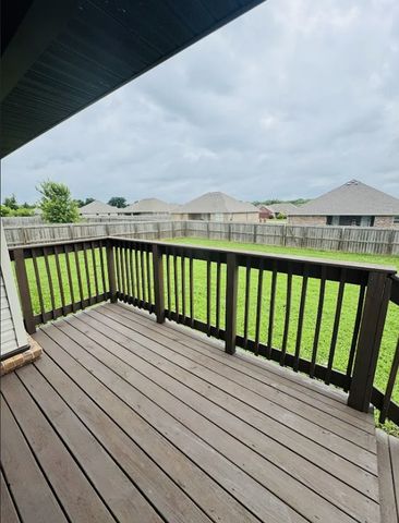 760 Madison Drive, Prairie Grove, AR 72753