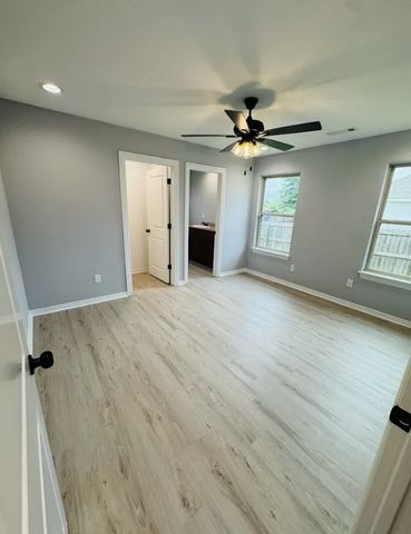 760 Madison Drive, Prairie Grove, AR 72753