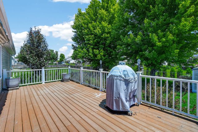 875 SE Bobwhite Lane, Waukee, IA 50263