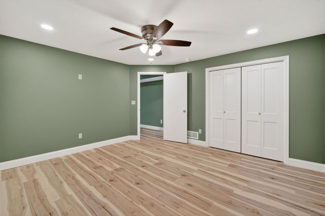875 SE Bobwhite Lane, Waukee, IA 50263