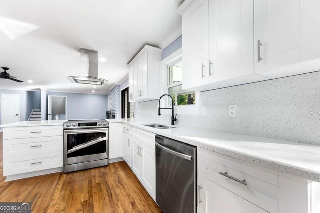 5169 Oxbow Road, Stone Mountain, GA 30087