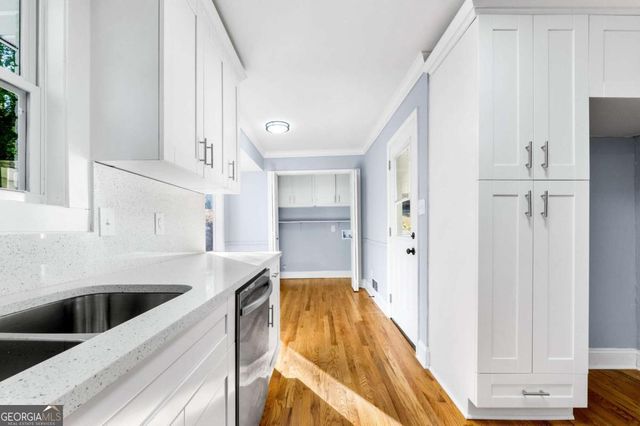 5169 Oxbow Road, Stone Mountain, GA 30087