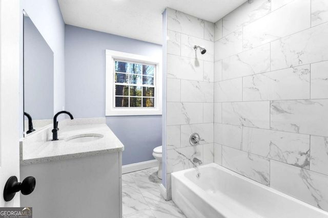 5169 Oxbow Road, Stone Mountain, GA 30087