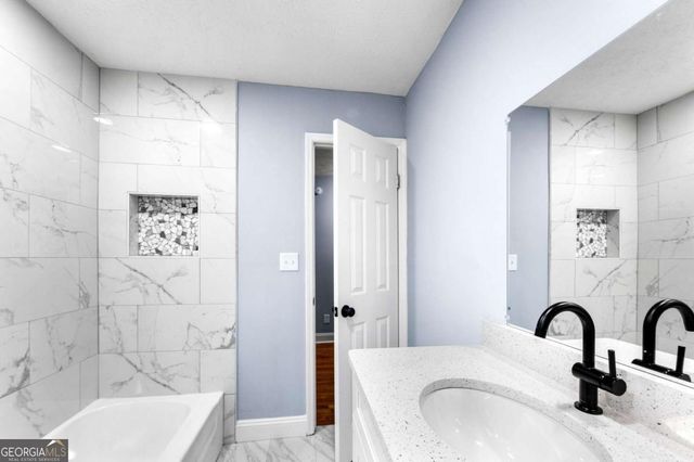 5169 Oxbow Road, Stone Mountain, GA 30087