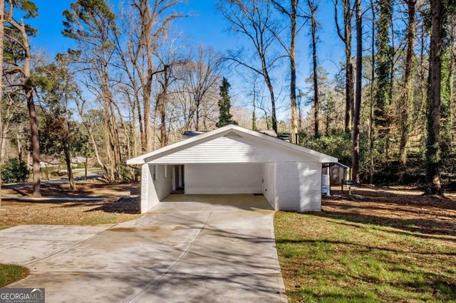 5169 Oxbow Road, Stone Mountain, GA 30087