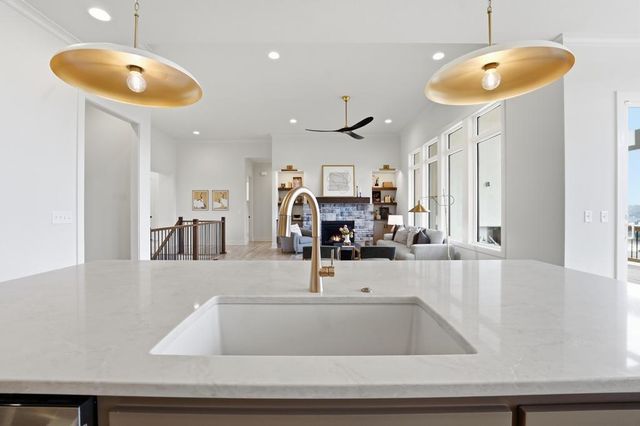 25541 W 114th Terrace, Olathe, KS 66061