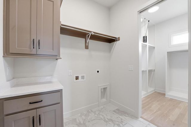 25541 W 114th Terrace, Olathe, KS 66061