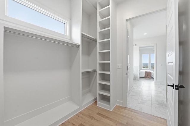 25541 W 114th Terrace, Olathe, KS 66061