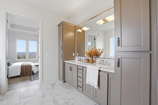 25541 W 114th Terrace, Olathe, KS 66061