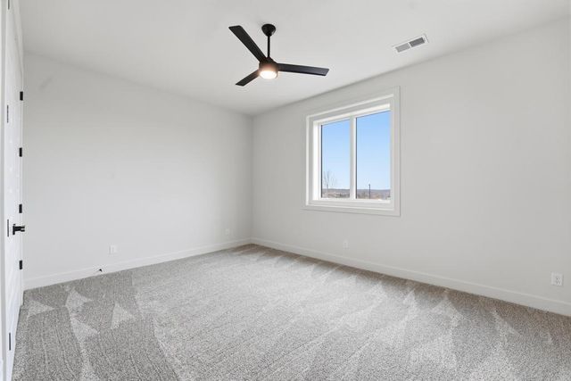 25541 W 114th Terrace, Olathe, KS 66061