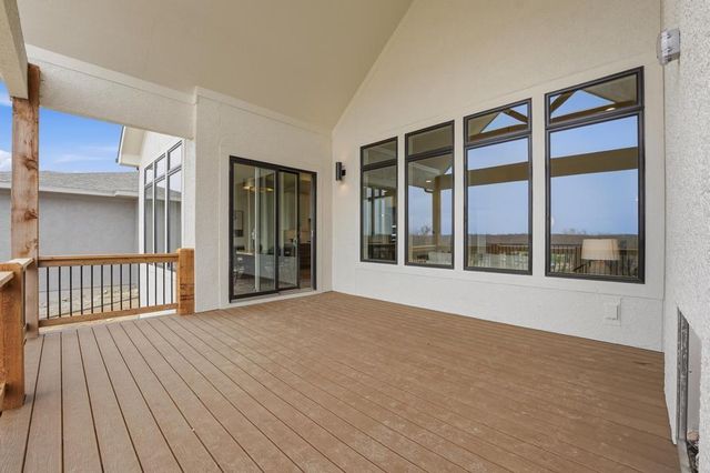 25541 W 114th Terrace, Olathe, KS 66061