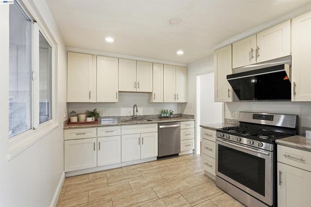 14895 Washington Ave, San Leandro, CA 94578
