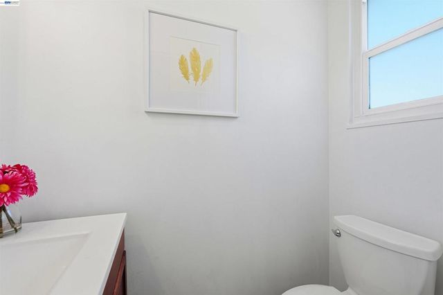14895 Washington Ave, San Leandro, CA 94578