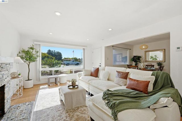 14895 Washington Ave, San Leandro, CA 94578