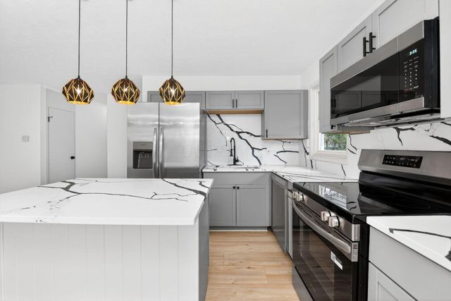 4743 Stiles Avenue, Columbus, OH 43228