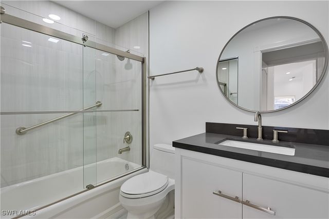 4768 San Carlo CT, Naples, FL 34109