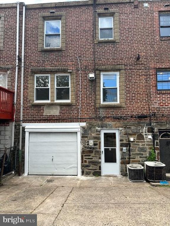 4121 I STREET, Philadelphia, PA 19124