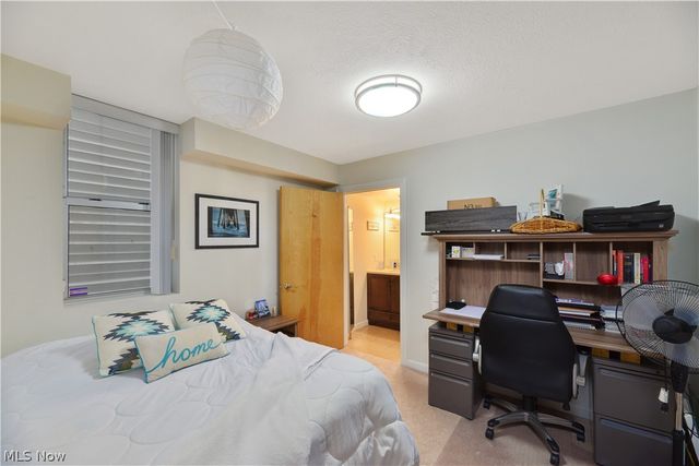 2222 Detroit Avenue 907, Cleveland, OH 44113