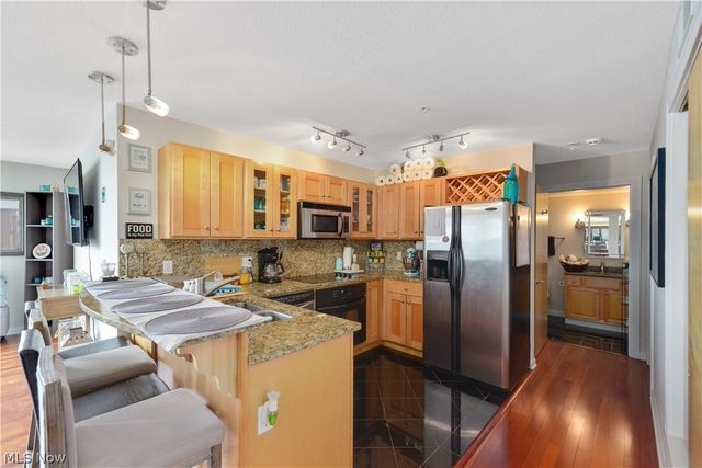 2222 Detroit Avenue 907, Cleveland, OH 44113