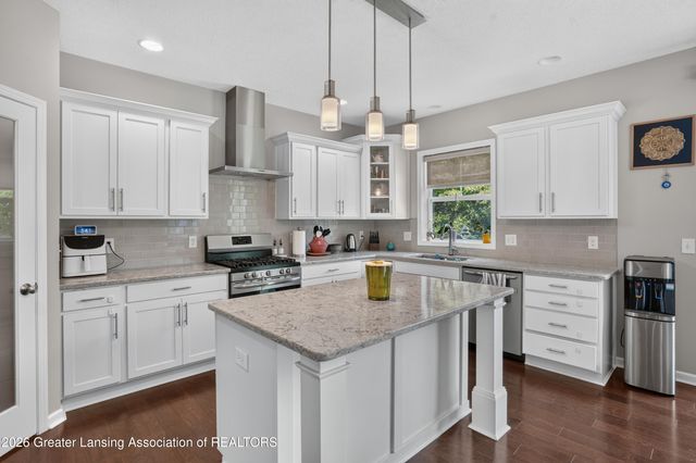 1389 Kalorama Way, Okemos, MI 48864