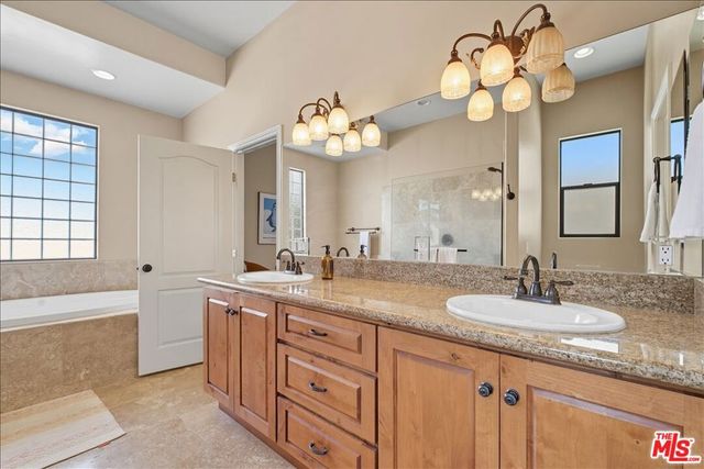 5935 Buena Suerte Road, Yucca Valley, CA 92284