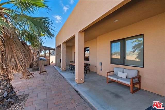5935 Buena Suerte Road, Yucca Valley, CA 92284