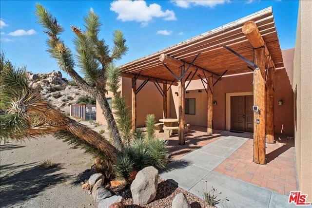 5935 Buena Suerte Road, Yucca Valley, CA 92284