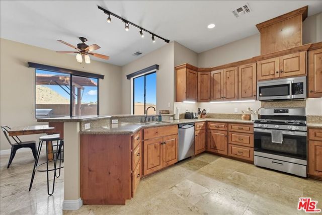 5935 Buena Suerte Road, Yucca Valley, CA 92284