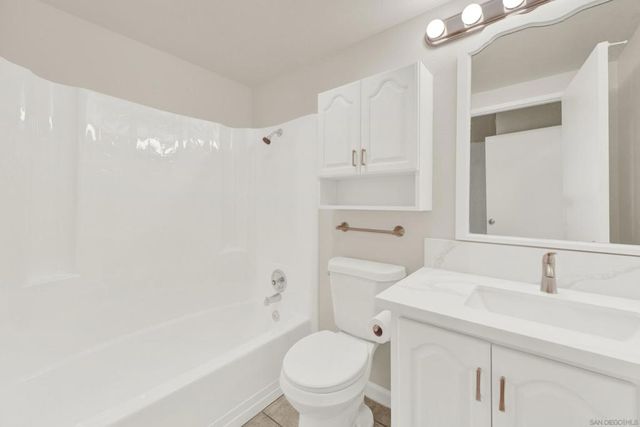 5750 Friars Rd 109, San Diego, CA 92110