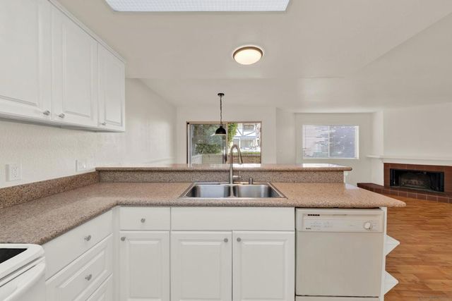 5750 Friars Rd 109, San Diego, CA 92110