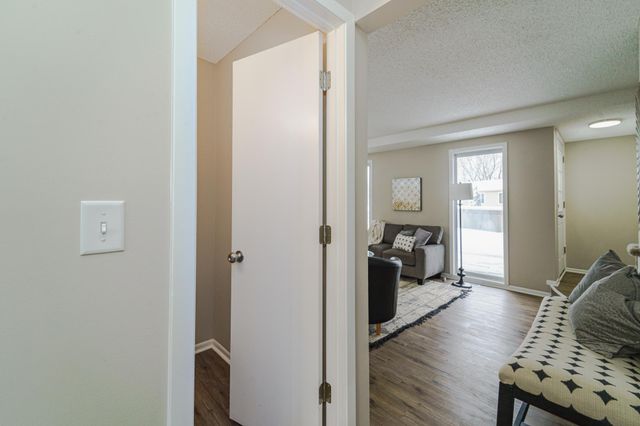 2129 Tamarin Trail, Golden Valley, MN 55427