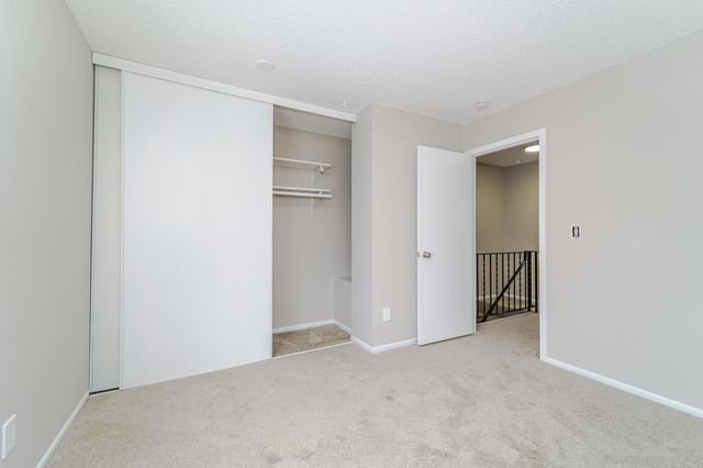 2129 Tamarin Trail, Golden Valley, MN 55427