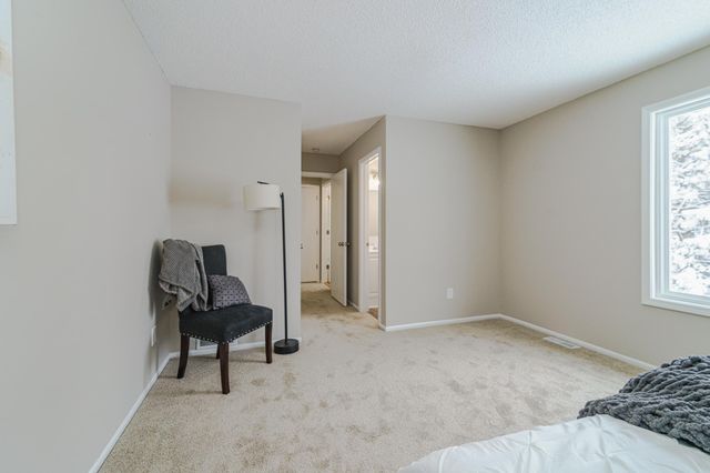 2129 Tamarin Trail, Golden Valley, MN 55427