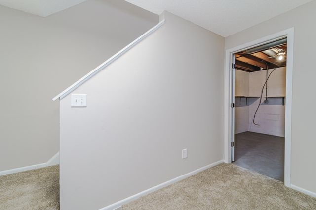 2129 Tamarin Trail, Golden Valley, MN 55427