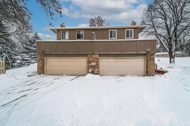 2129 Tamarin Trail, Golden Valley, MN 55427