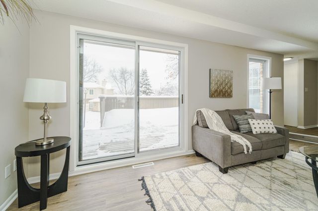 2129 Tamarin Trail, Golden Valley, MN 55427